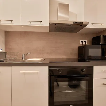T2lescordeliers Apartment *